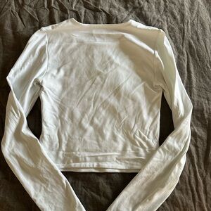 Aritzia Babaton Contour White Long-Sleeve Cropped Crew Top Like New